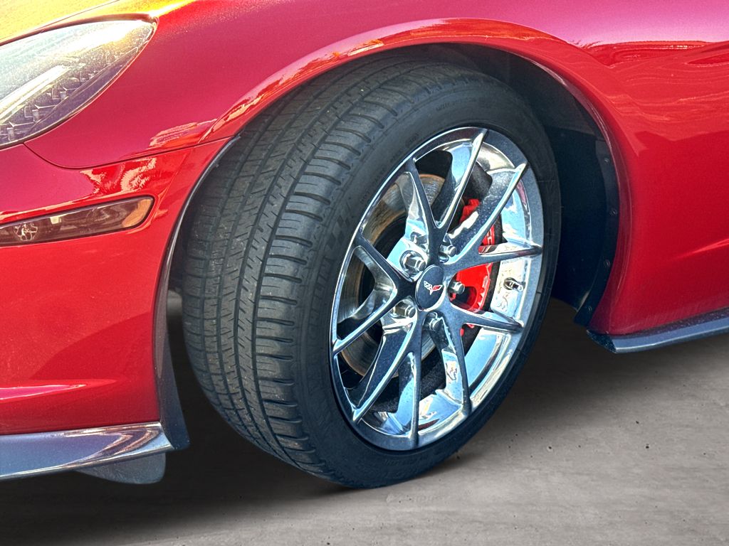 2008 Chevrolet Corvette - 1G1YY26WX85109561 - Image #24
